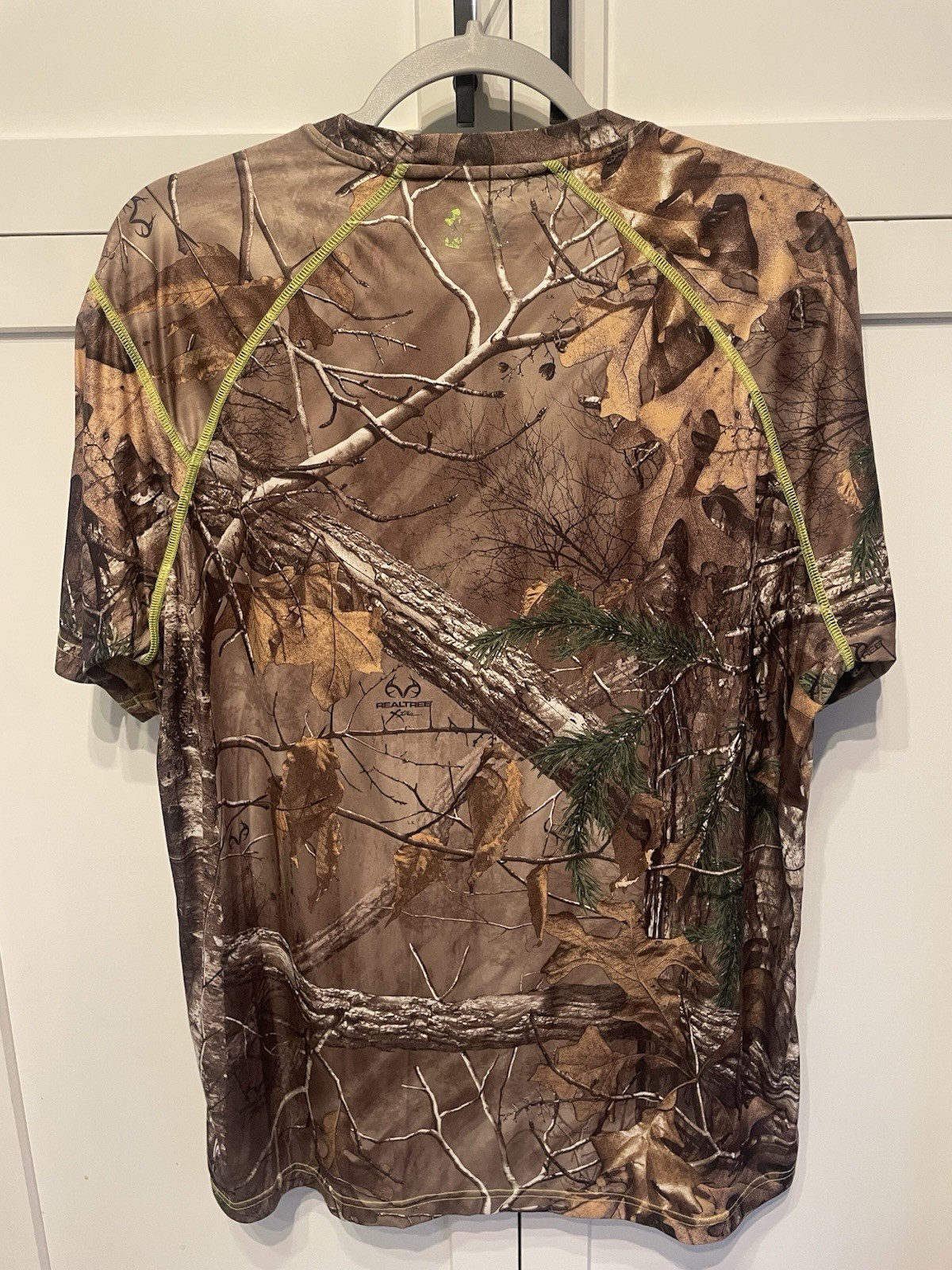 Under Armour Realtree Camo T-Shirt Mens Large Brown HeatGear Scent Control Hunt gallery