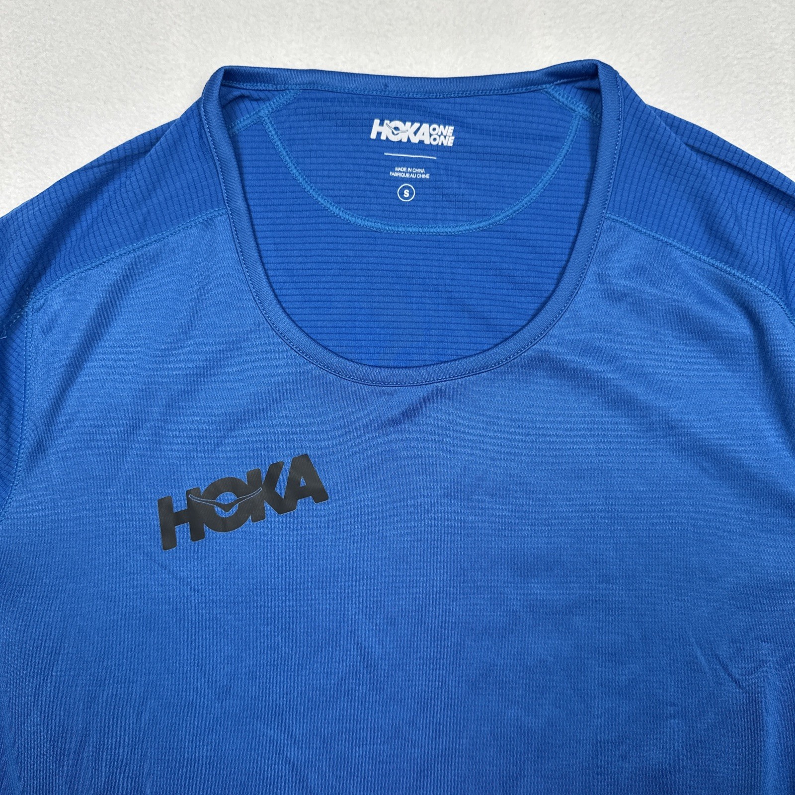 Hoka One One Short Sleeve Performance T-Shirt Blue Men’s Size Small Super Soft gallery