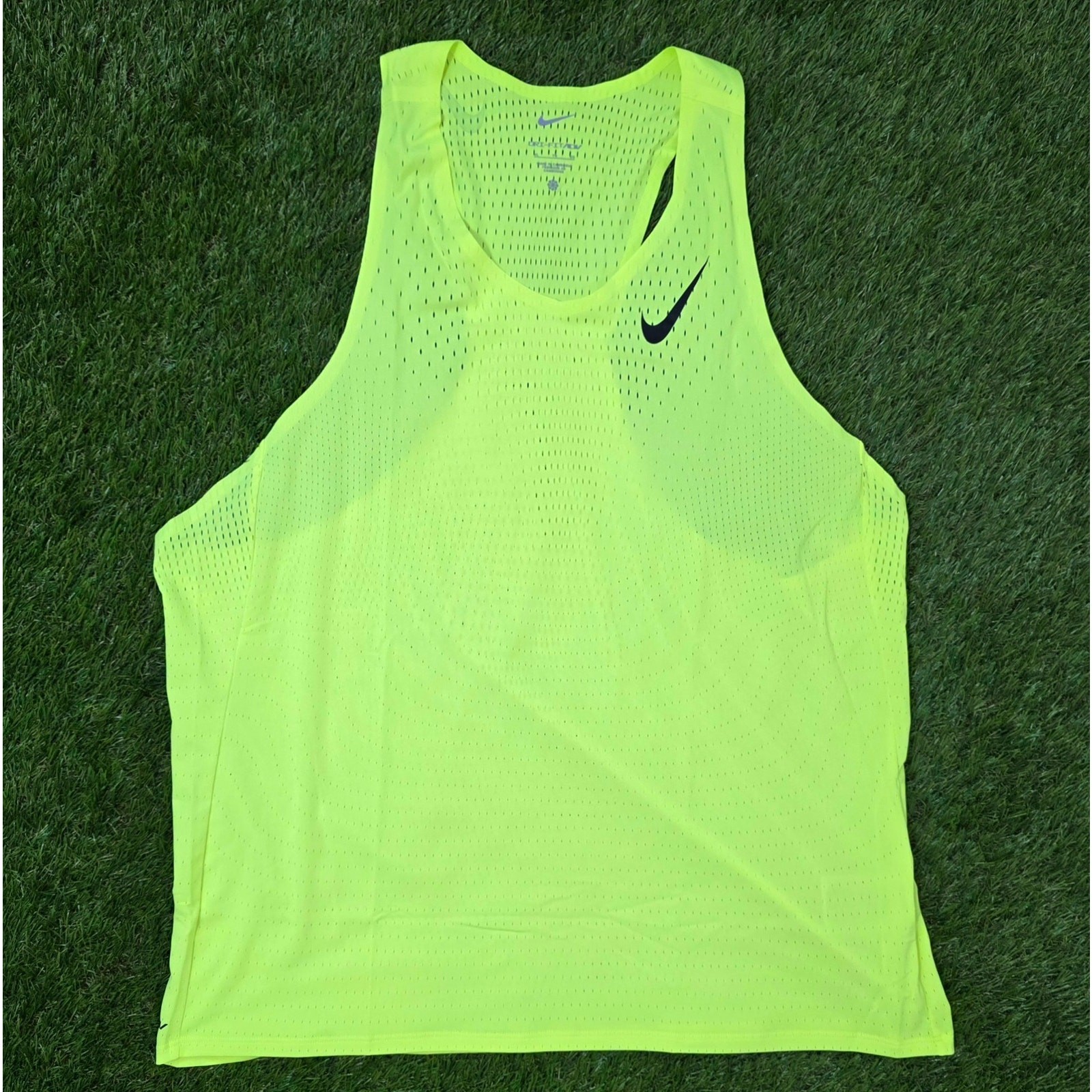 Nike Dri-Fit ADV Running Singlet Tank FN4231–702 Volt Yellow Men's Size XL New gallery