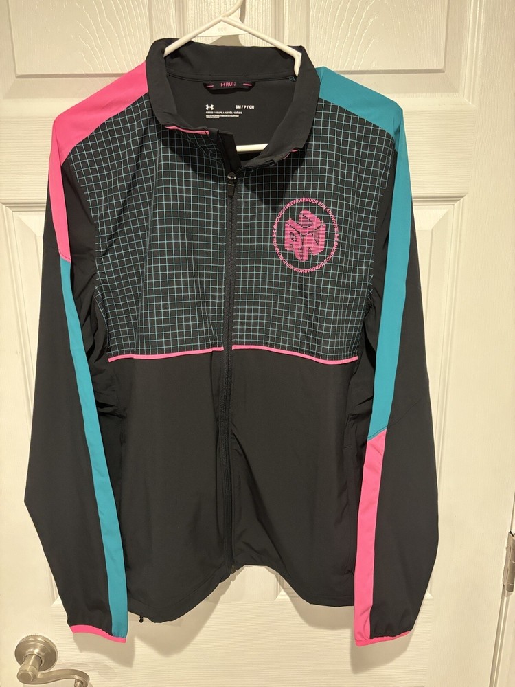 Under Armour Run Anywhere Full Zip Running Jacket Black 80's Vibe Men's Small