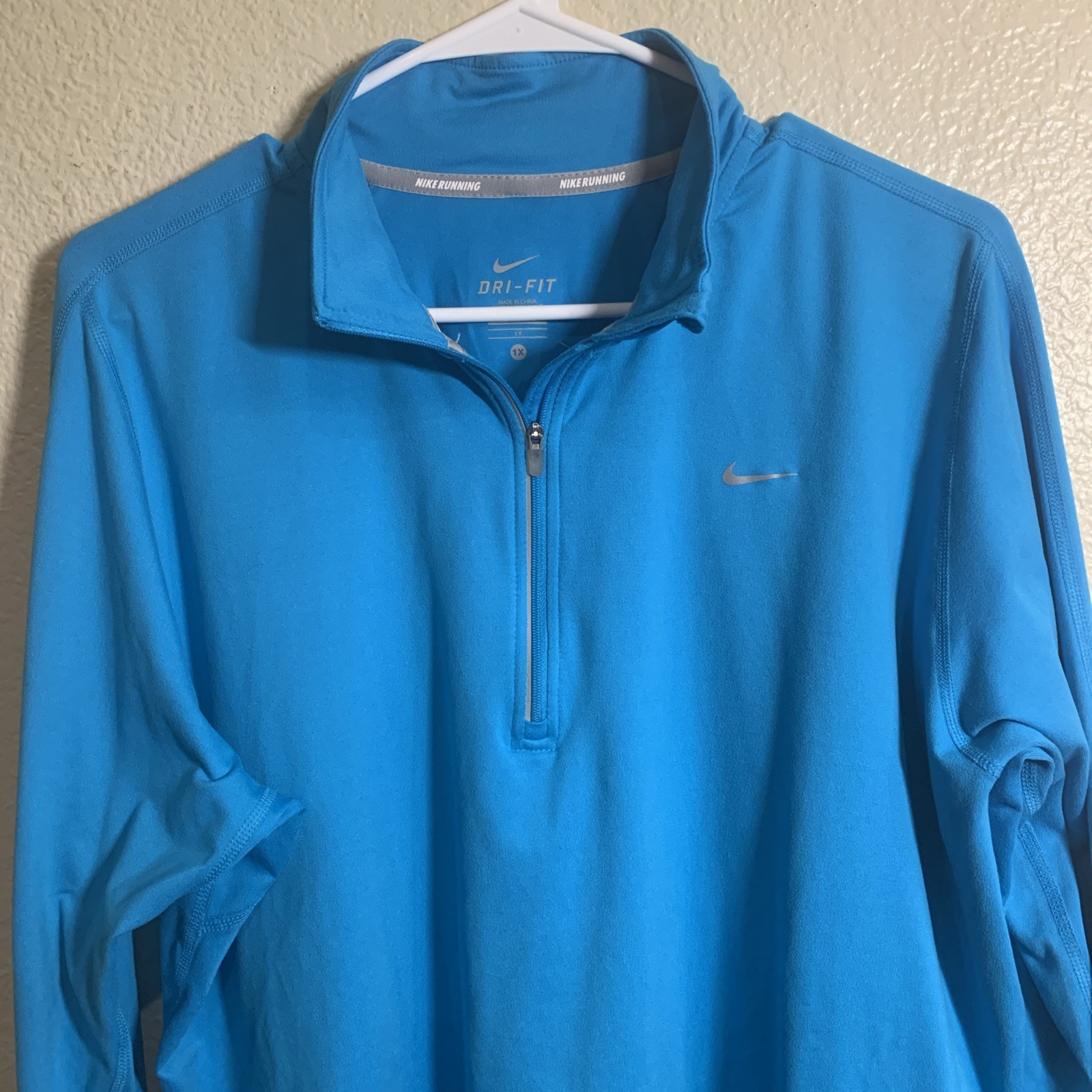 Nike Element Running Dri Fit Quarter Zip Sky Blue Size 1X Long Sleeve Women’s gallery