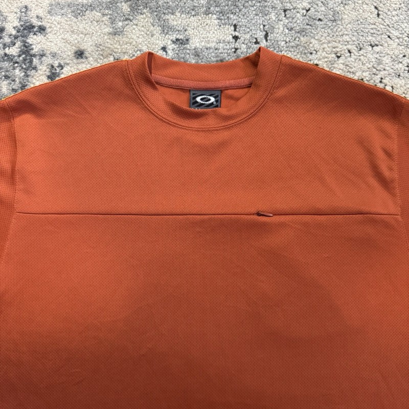 Vintage Oakley Software Shirt Men’s Medium Orange Zipper Pockets Mesh Tee Rare gallery