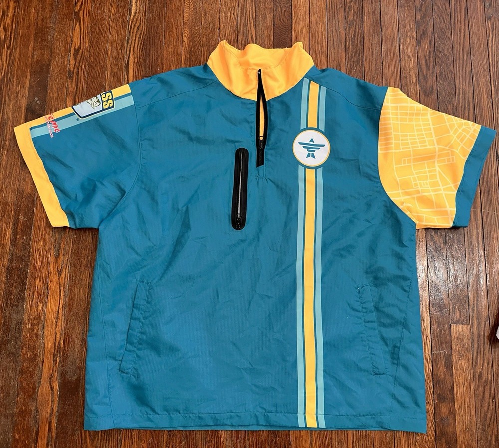 Men’s Medium 1/4 Zip Yellow and Blue Shirt