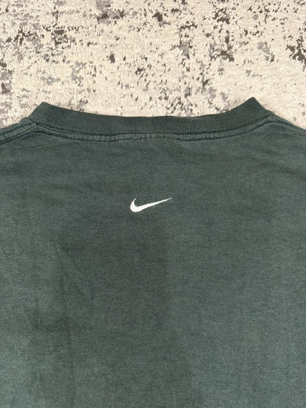 Nike Mens Large Green T Shirt Red Swoosh Faded Vintage Style Short Sleeve Cotton gallery
