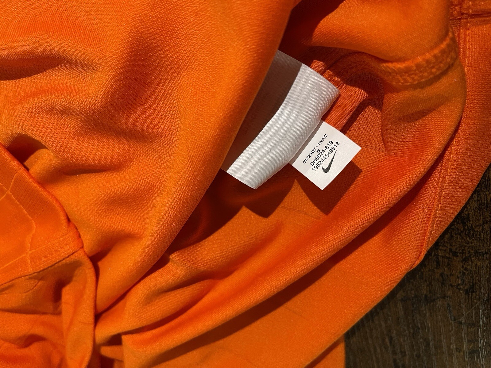 Nike Dri-Fit Double Pocket Orange Referee Shirt Men’s - Size Small gallery