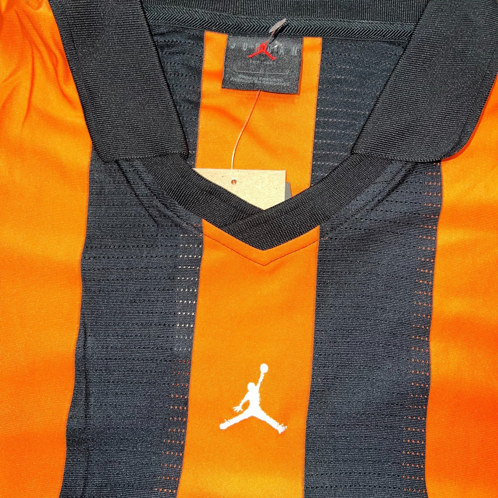 Nike Jordan Brooklyn Collegiate Goalie Shirt Men’s L Orange HV0107‑010 NWT gallery