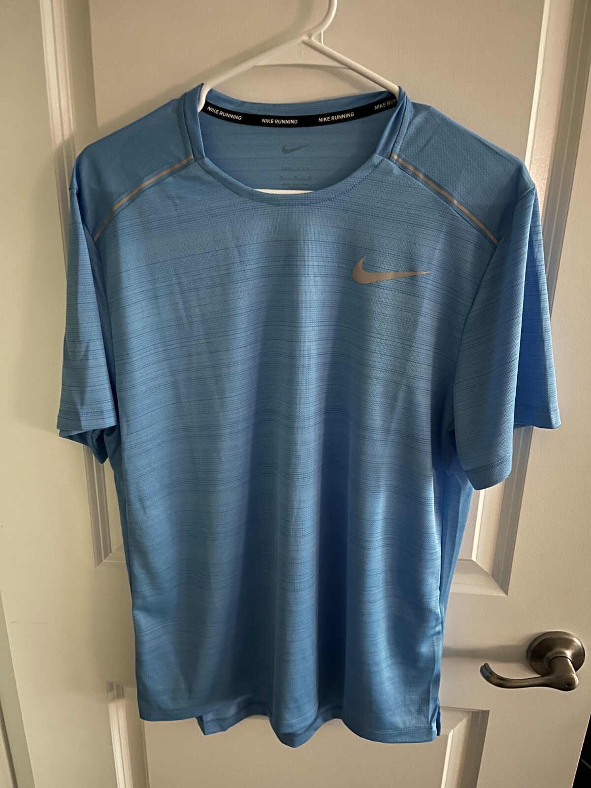 Nike Dri-Fit Miler Running Top Shirt Light Blue Men's Sz M / L / XL AJ7565-412 gallery