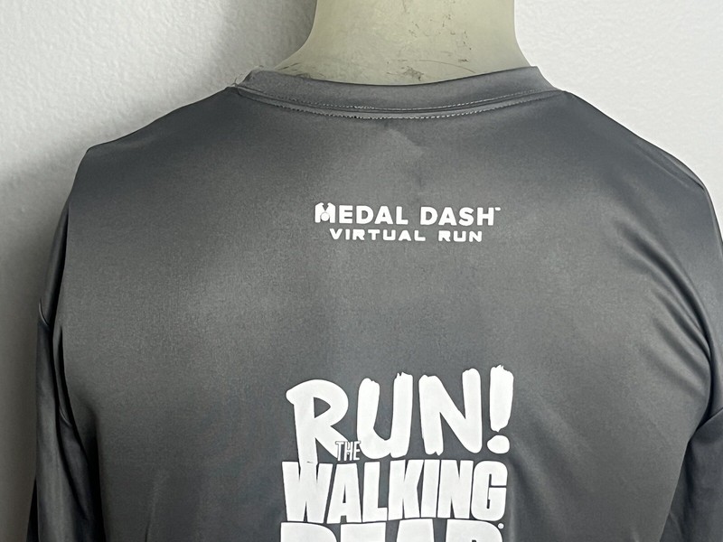 The Walking Dead Virtual Medal Dash Shirt Mens Large Gray Active Wear Zombies gallery