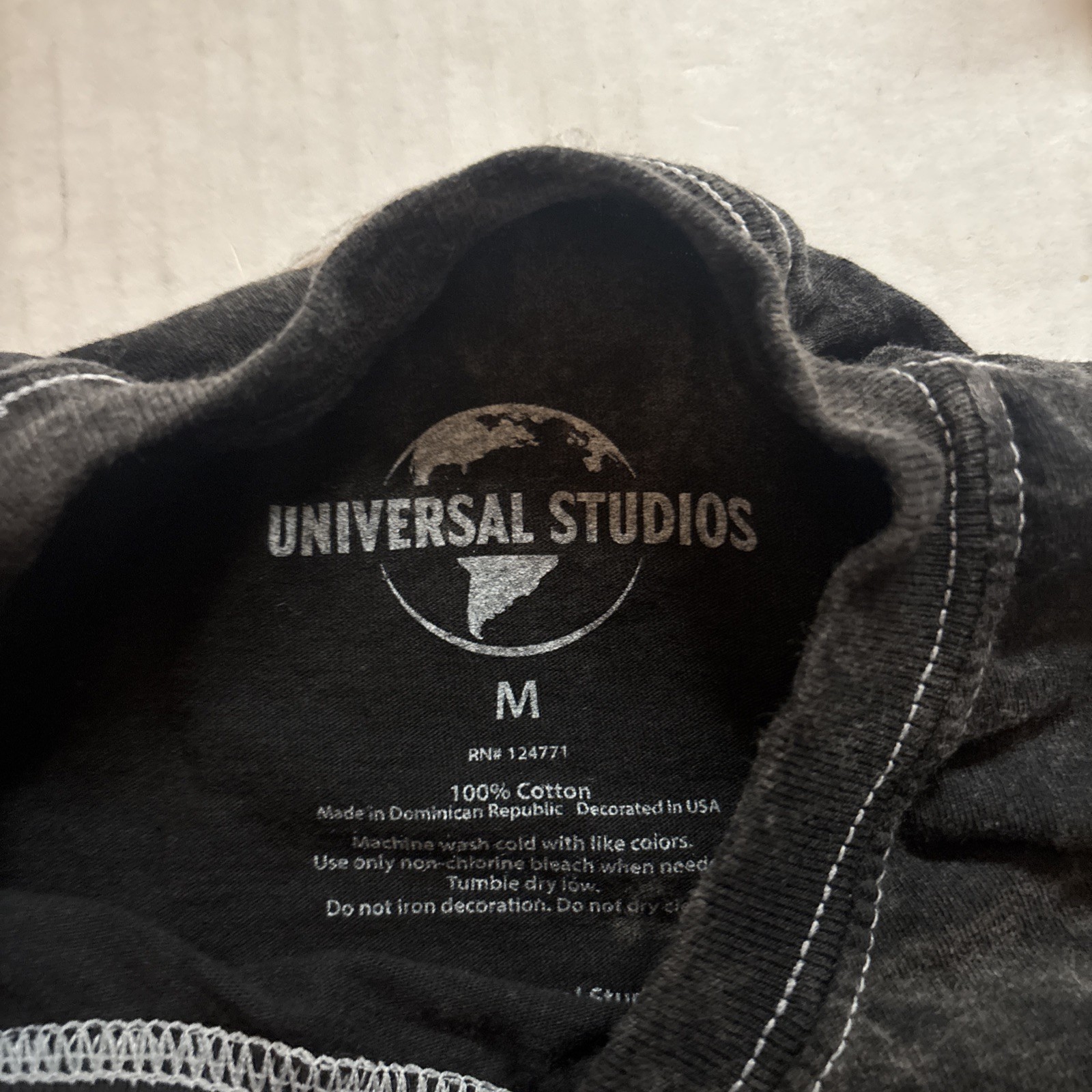 UNIVERSAL STUDIOS Hollywood Adult Stonewashed T Shirt W/ Neon Logo Size Medium gallery