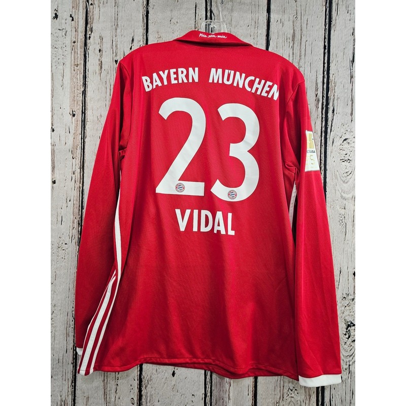 Adidas Bayern Munchen Vidal home Jersey Large Red Long Sleeve Bundesliga Soccer gallery