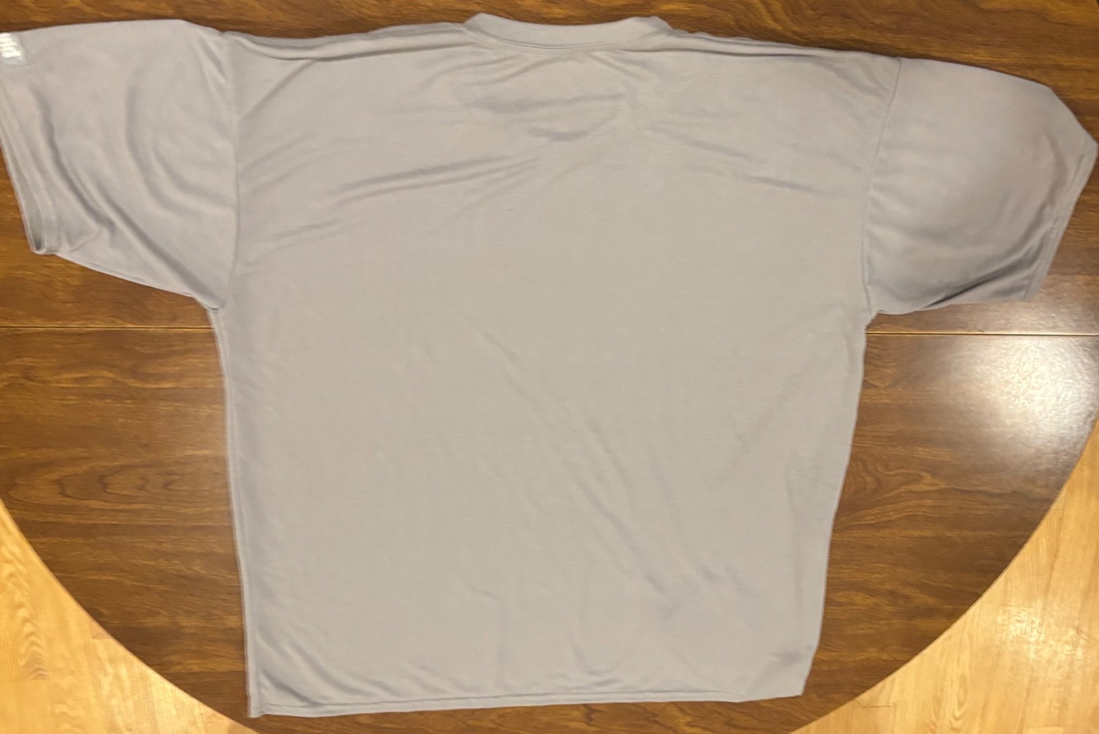 New Pair McDavid Lightweight Loosewear Moisture Wick T-Shirts, L, 1 Gray,1 White gallery