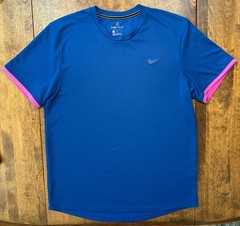Nike Dri-FIT Tennis Shirt Mens Medium Blue Pink Athletic Performance Training