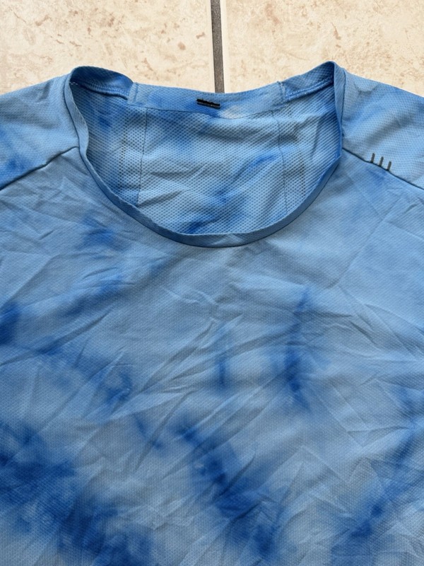 Lululemon Fast & Free Men’s Short Sleeve Tie Dye Medium Running Training T-Shirt gallery