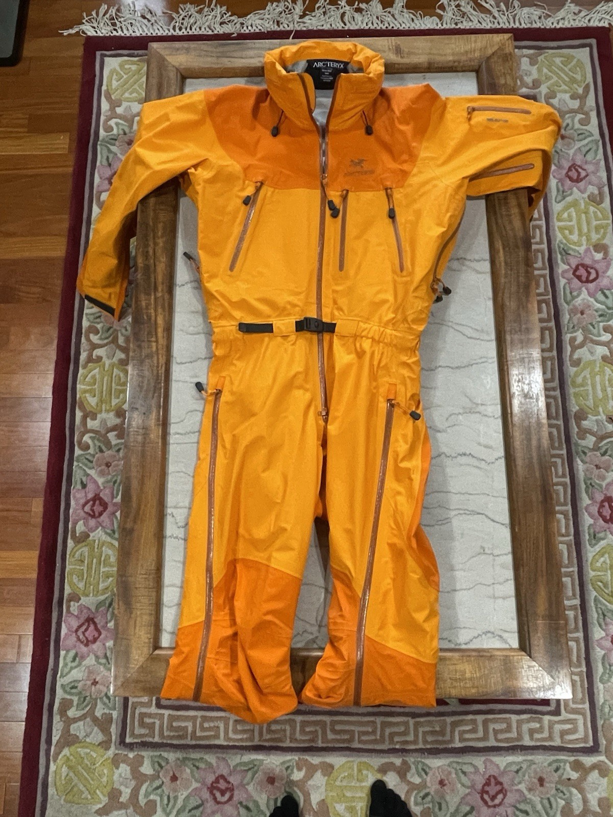 Arc'teryx Alpha AR Gore-Tex Pro One Piece Men's Size Medium Orange gallery