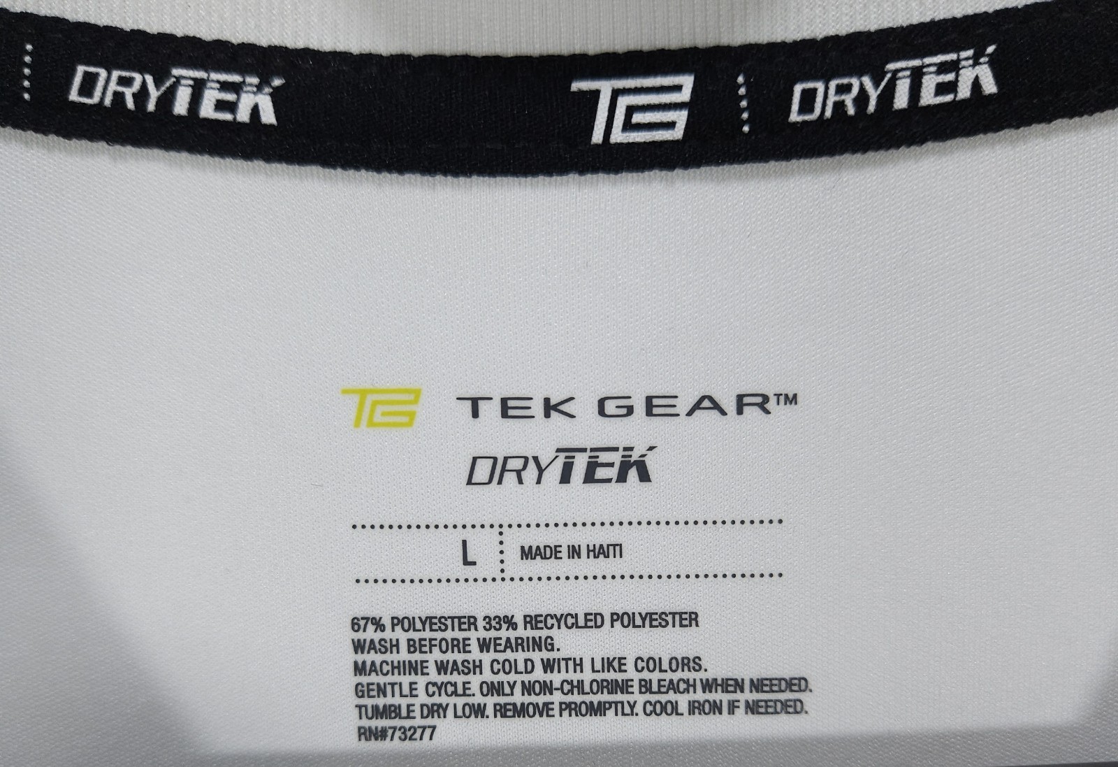 Tek Gear Dry Tek Performance Moisture Wicking White Short Sleve T-Shirt Size L gallery
