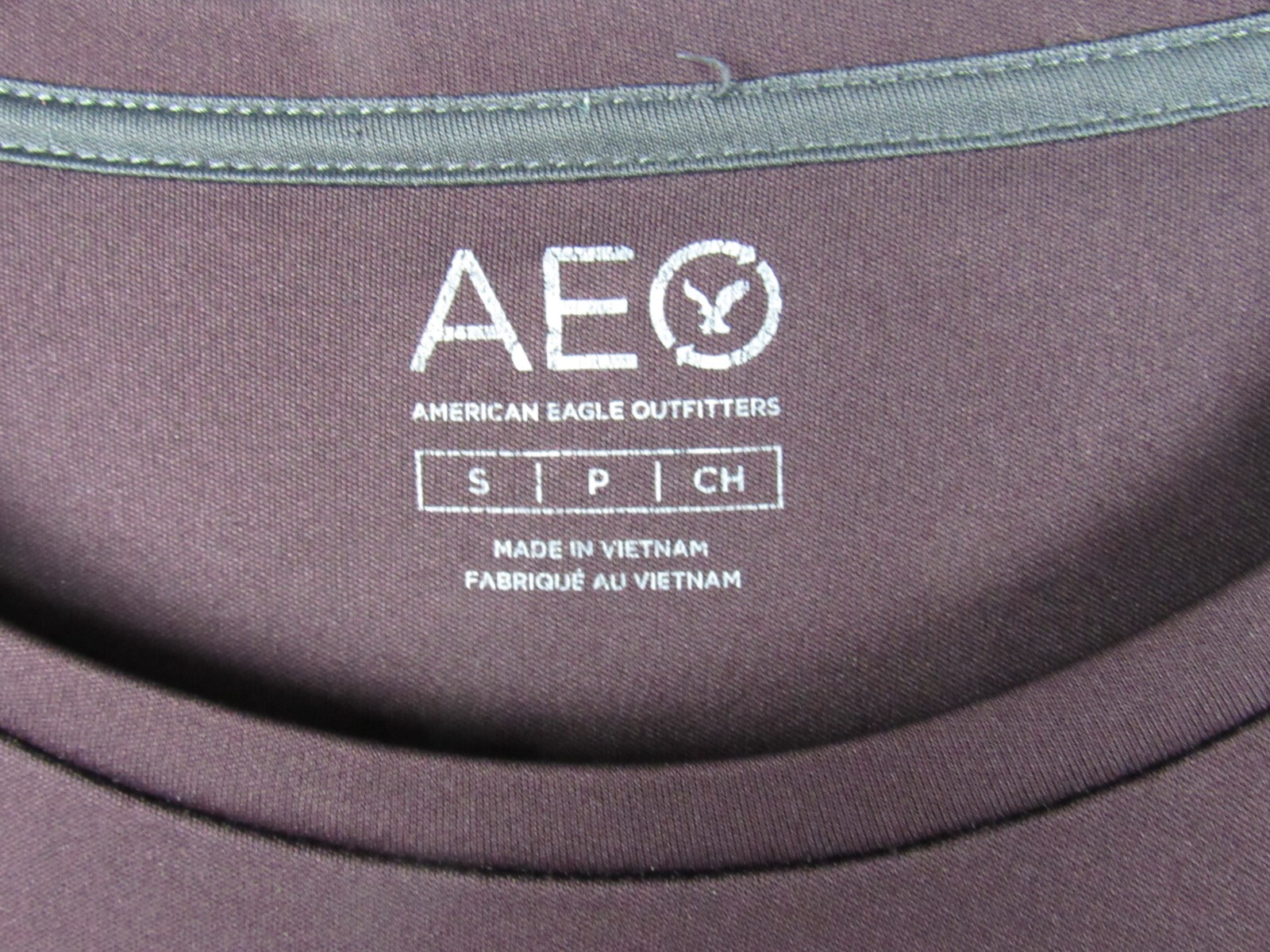 American Eagle Outfitters Mens Deep Purple Athletic Shirt Size S gallery