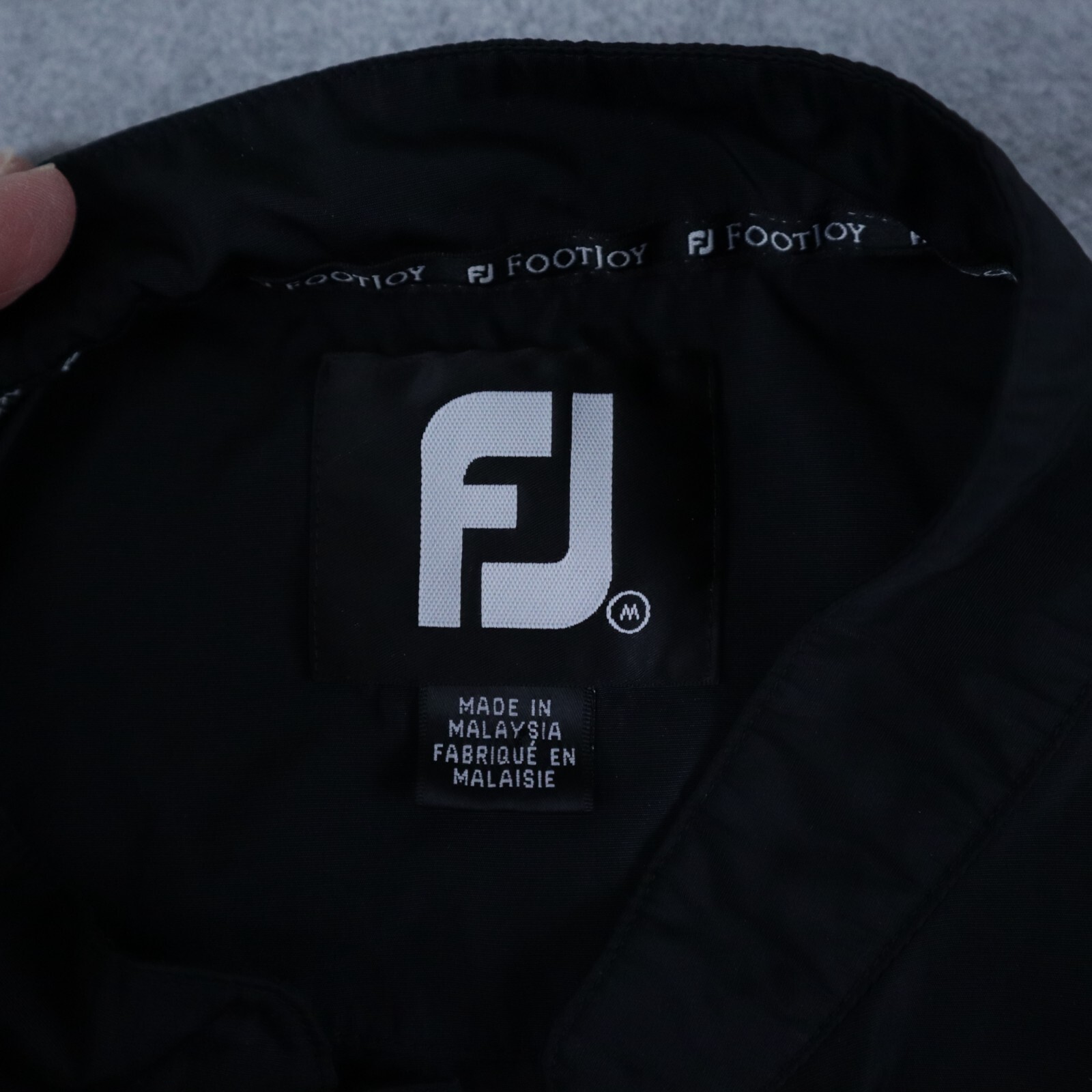 FootJoy Golf Vest Mens Medium 1/4 Button Pullover Mock Neck Black Sleeveless gallery