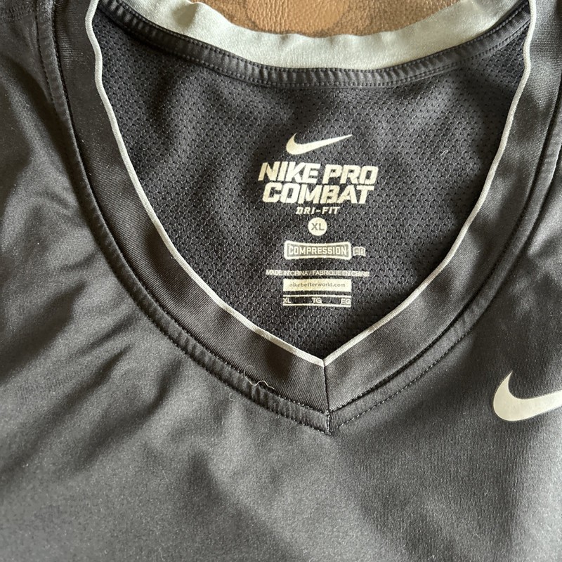 NIKE PRO Combat Compression Padded Dri-Fit Men's football Tank Shirt SizeXL Blk gallery