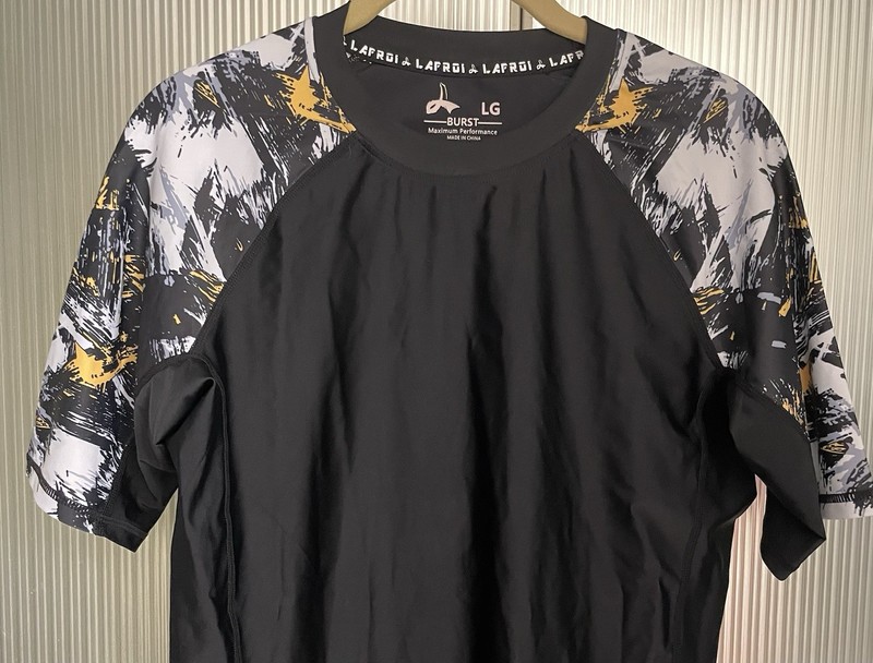 LAFROI Men's Short Sleeve UPF 50+ Baselayer Compression Rash Guard Size L gallery