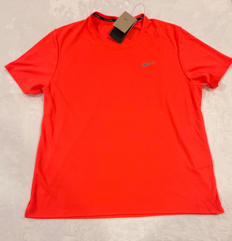 Nike Men's Dri-FIT UV Miler Running T-Shirt size M gallery