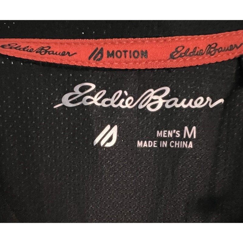 Eddie Bauer Motion Mens Black Active T-Shirt Medium Reflective Zip Pocket Mesh gallery