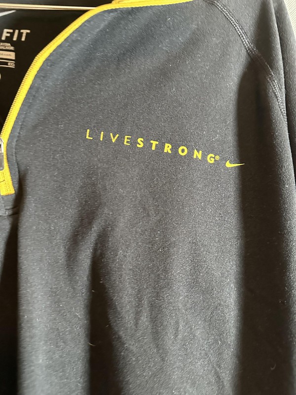 Nike Livestrong Shirt Mens XL Black Yellow Dri-FIT 1/4 Zip Running Top gallery