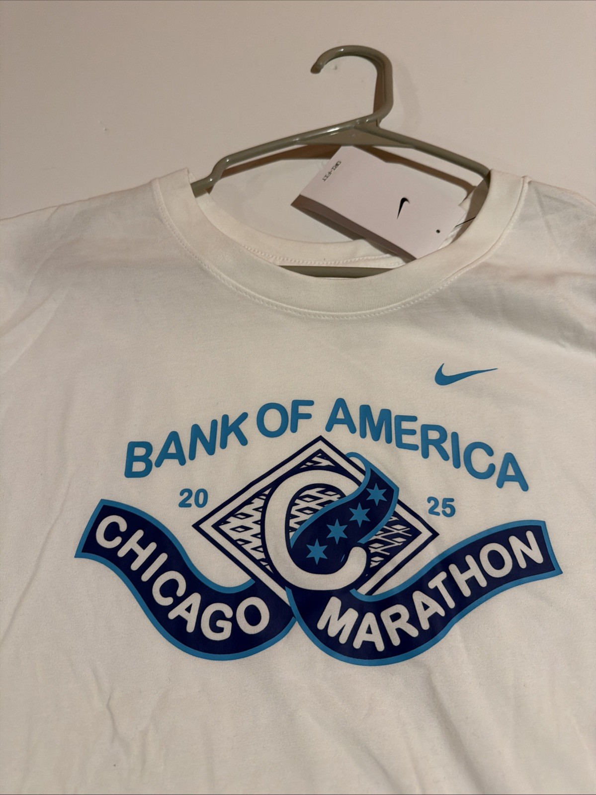 Nike Men's Dri-FIT 2025 Chicago Marathon Logo Graphic T-Shirt HQ4169 Sz 3XL NWT gallery