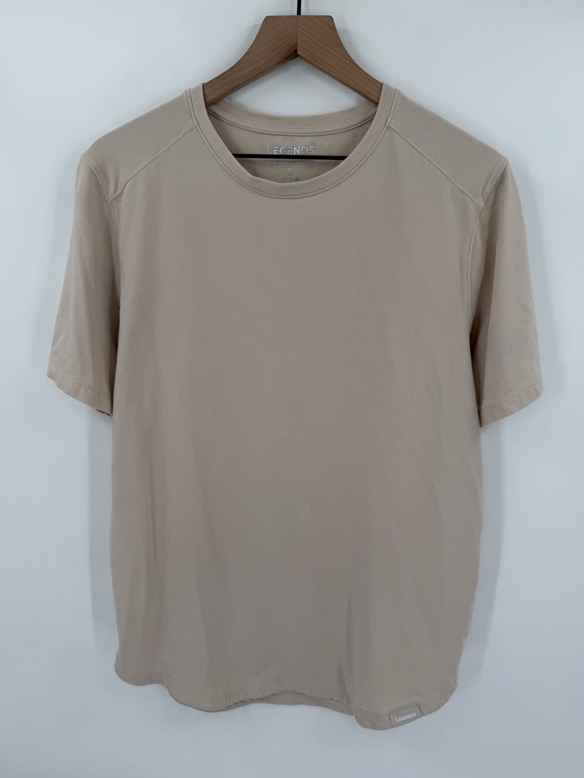 Legends Aviation T Shirt Mens Large Beige Performance Stretch Workout Curved Hem gallery