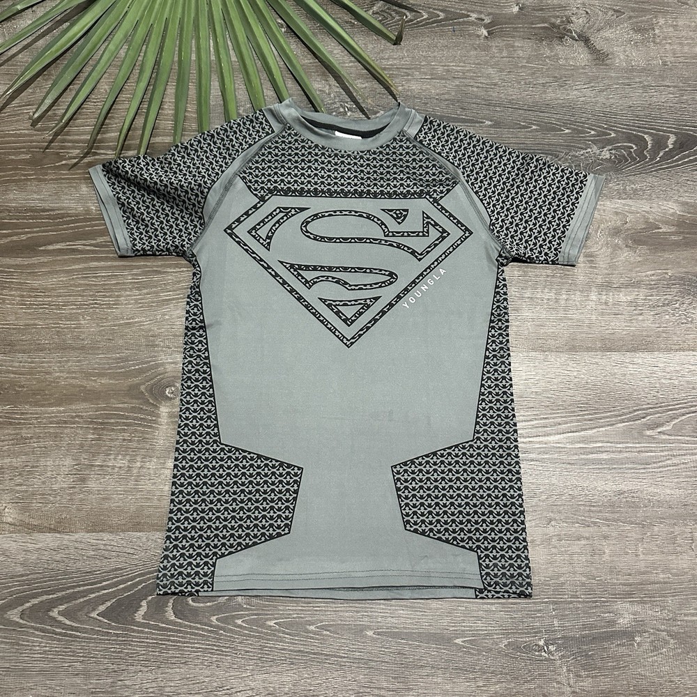 Youngla Superman Compression Athletic Tee T Shirt Men's Size Small Black Gray