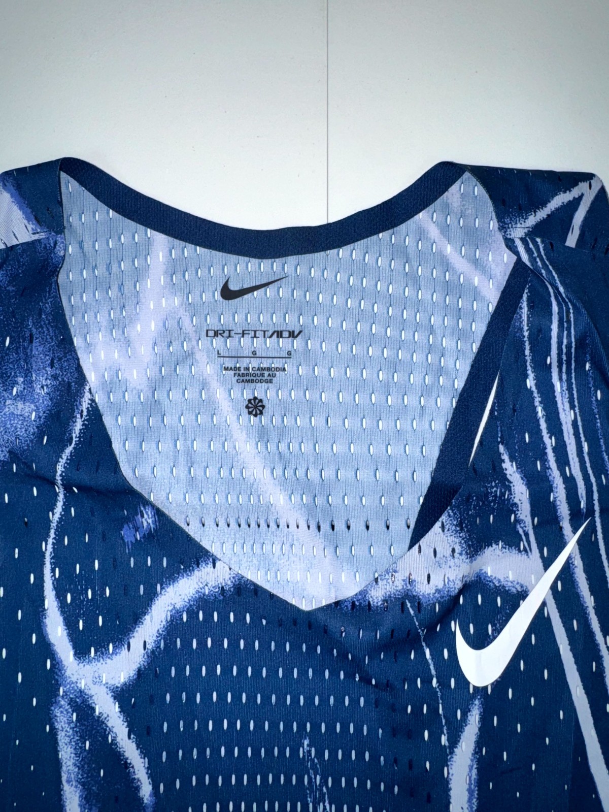 Nike AeroSwift Dri-FIT ADV Running Vest Men's Large Coastal Blue HV2643-492 gallery