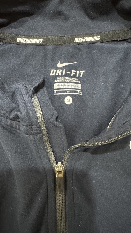 Nike Dri-Fit Element Quarter Zip Running Shirt Mens Small 1/4 Zip Pullover gallery
