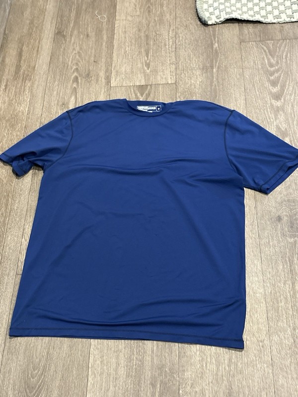 Roundtree & Yorke Size M Navy Blue Coolcare Short Sleeve Athletic Shirt Mens gallery