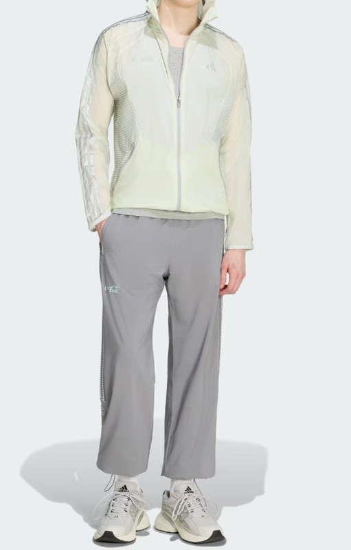 adidas x Coca-Cola Teamgeist Windrunner Jacket Men Lifestyle Top AsiaFit KY2101 gallery
