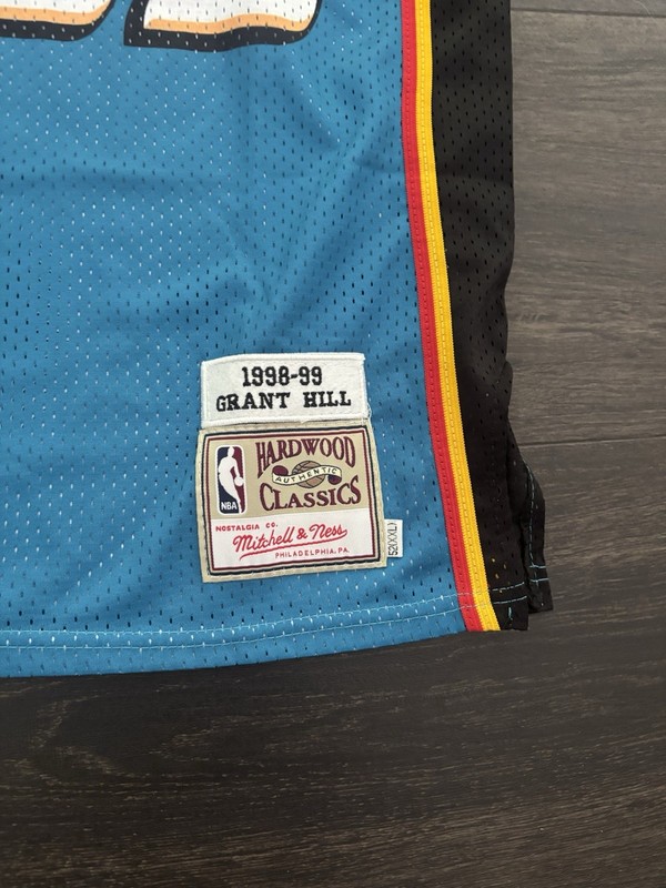 NWT MITCHELL & NESS NBA AUTHENTIC ROAD JERSEY DETROIT PISTONS 98 GRANT HILL XXL gallery