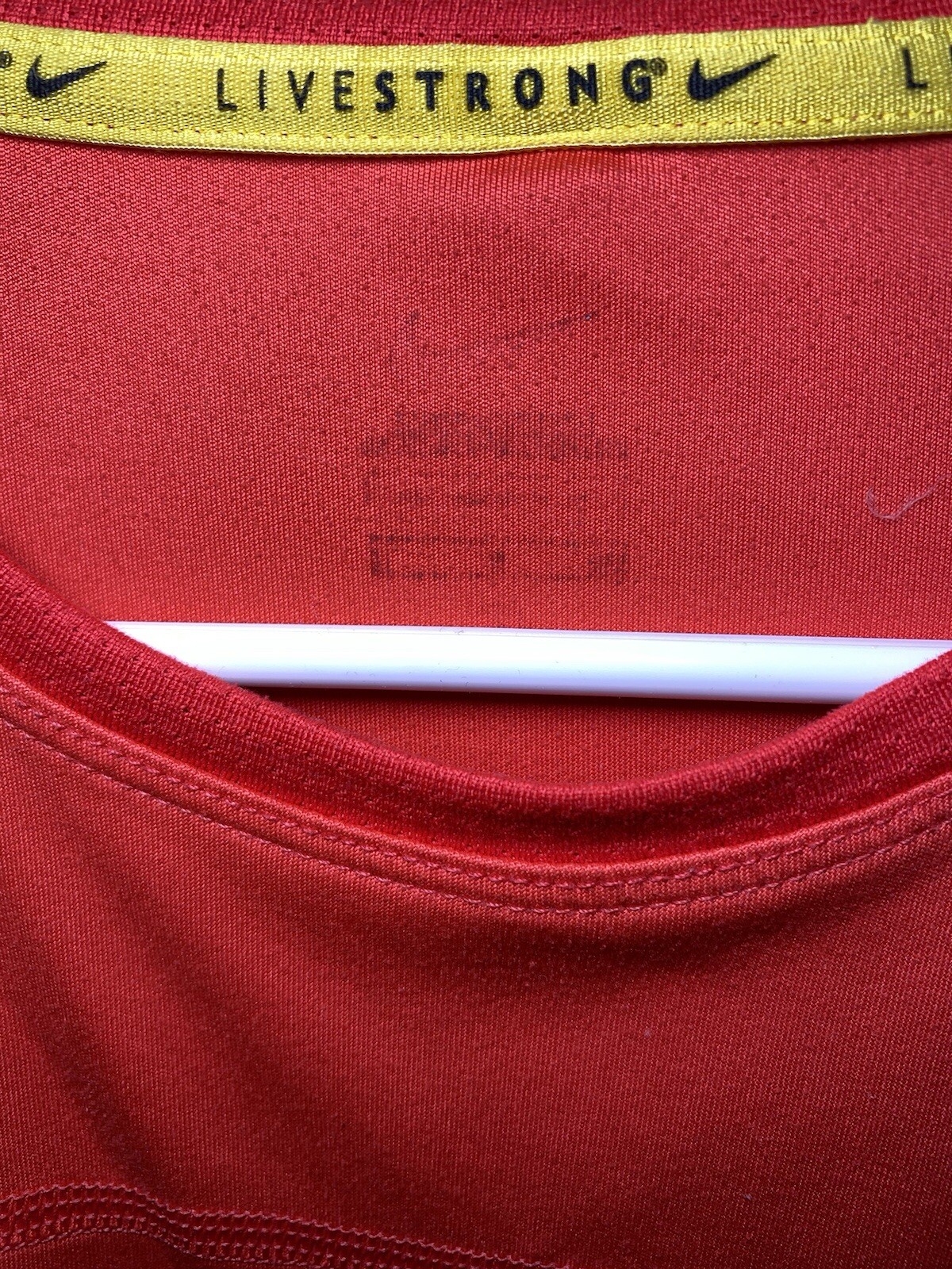 Nike Livestrong Dri Fit Pullover Shirt Jersey Red Size M gallery