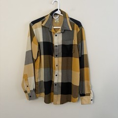 Burton Snowboard Dryride Mens Button Up Yellow Plaid Shirt Small Flaws B7