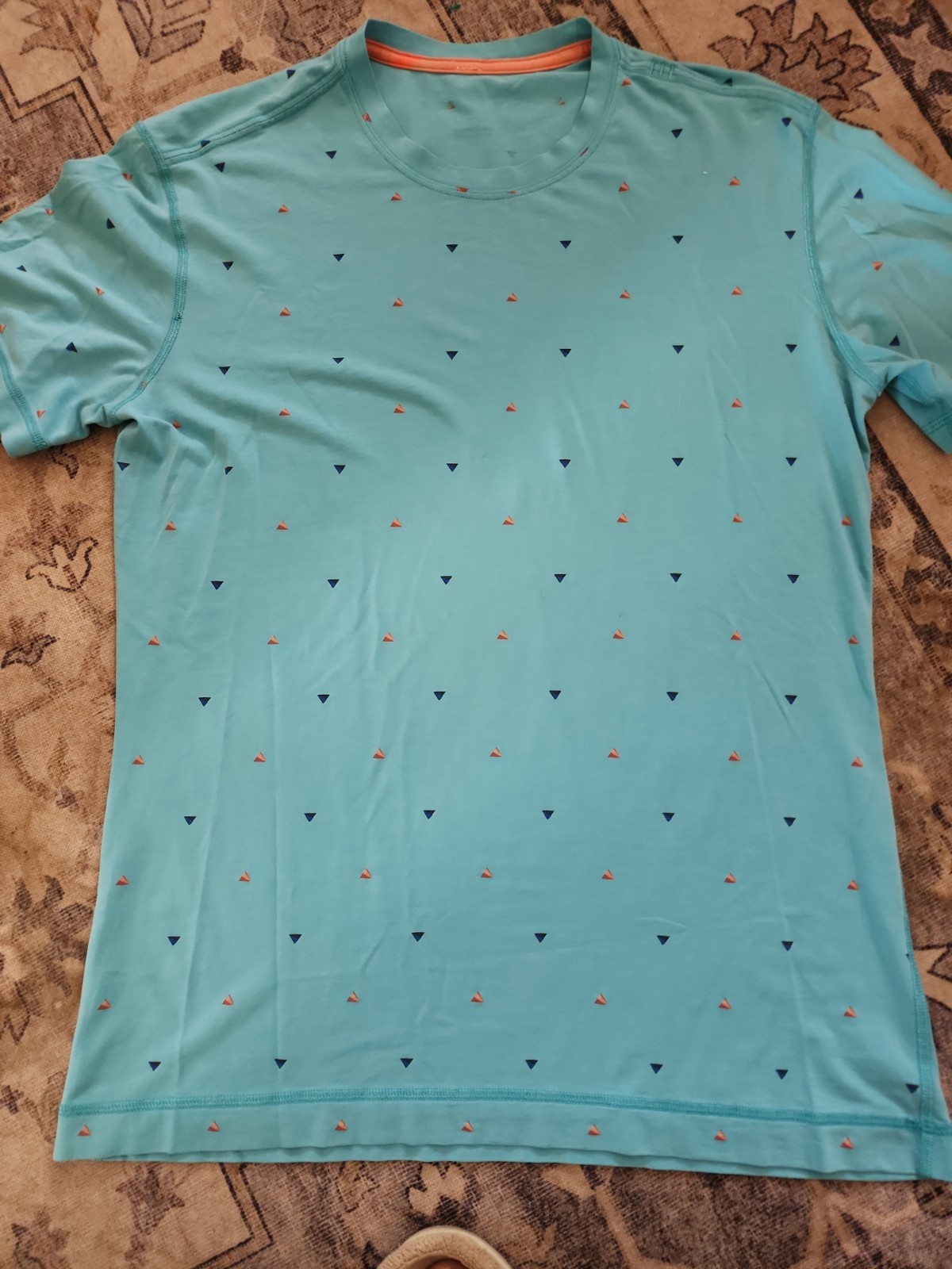 Lululemon 5 Year Basic SS Tee, Lakeside Blue Triangle~Rare, Size L gallery
