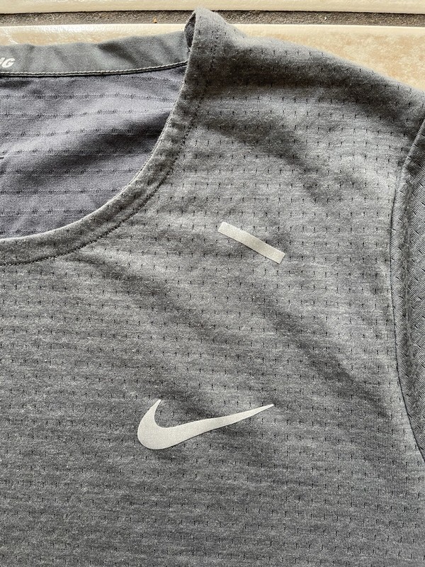 Nike Running Men’s Short Sleeve Tech T-Shirt Gray Large Dri-Fit Sports Ball Tee gallery