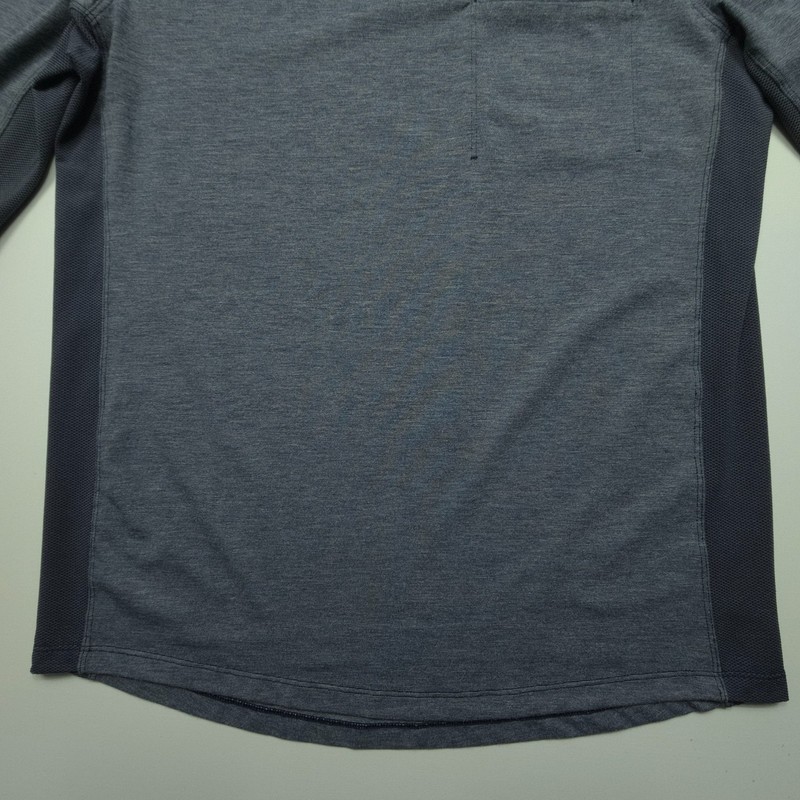 Lululemon Mens Shirt Small Gray Basic Long Sleeve Gym Pocket Tee Performance S gallery