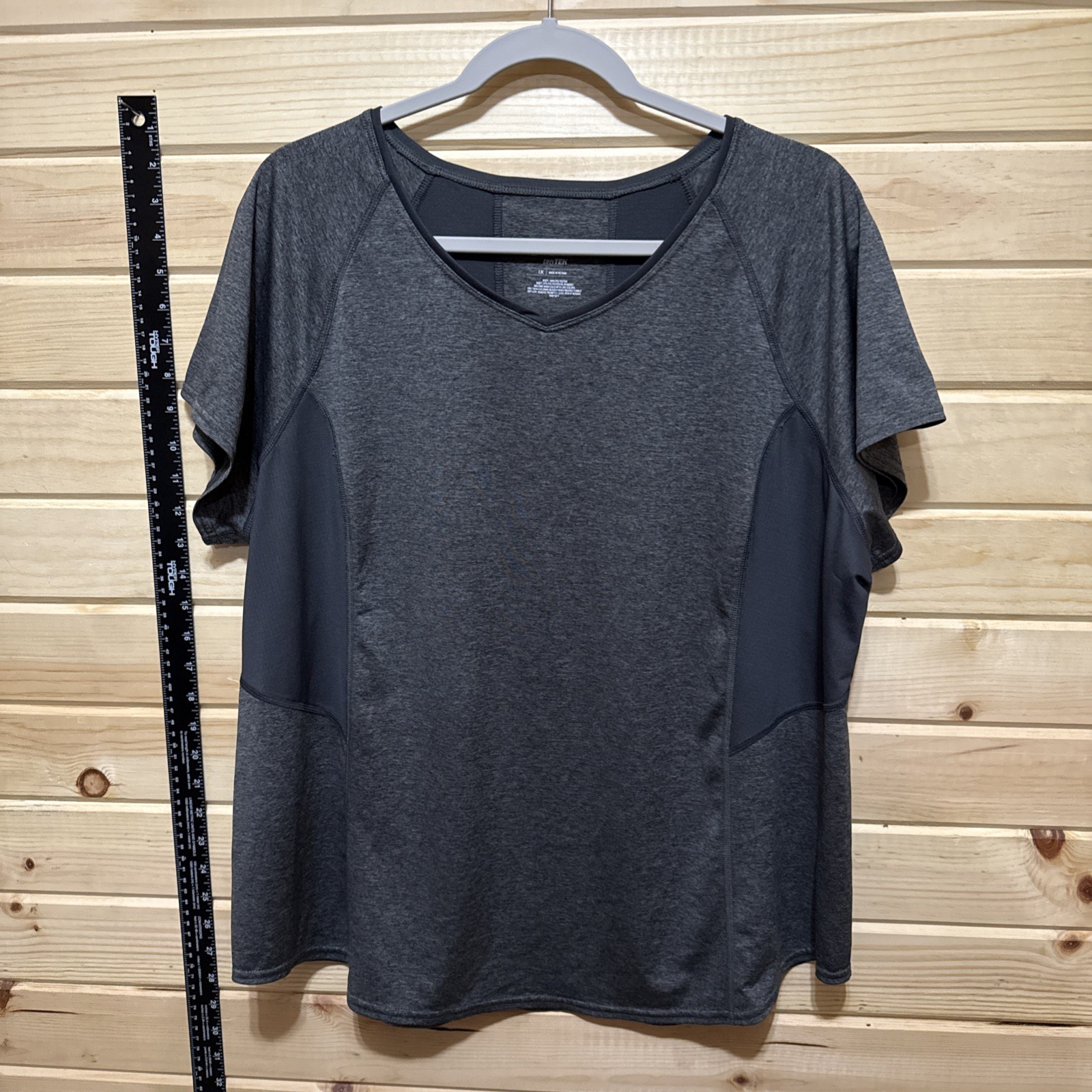Tek Gear Cooling Shirt Unisex XL Gray Athletic Workout Performance Gym Wicking gallery