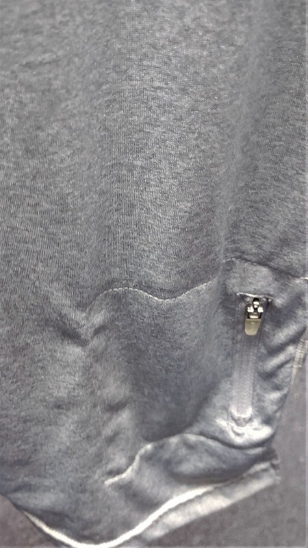 REEBOK Men's Long Sleeve Silver Gray V-Neck Athletic Fitness Shirt Size S EUC gallery