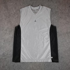 Vintage Jordan Shirt Men XL Gray Silver Tank Top Dazzle Shiny Center Jumpman Y2K