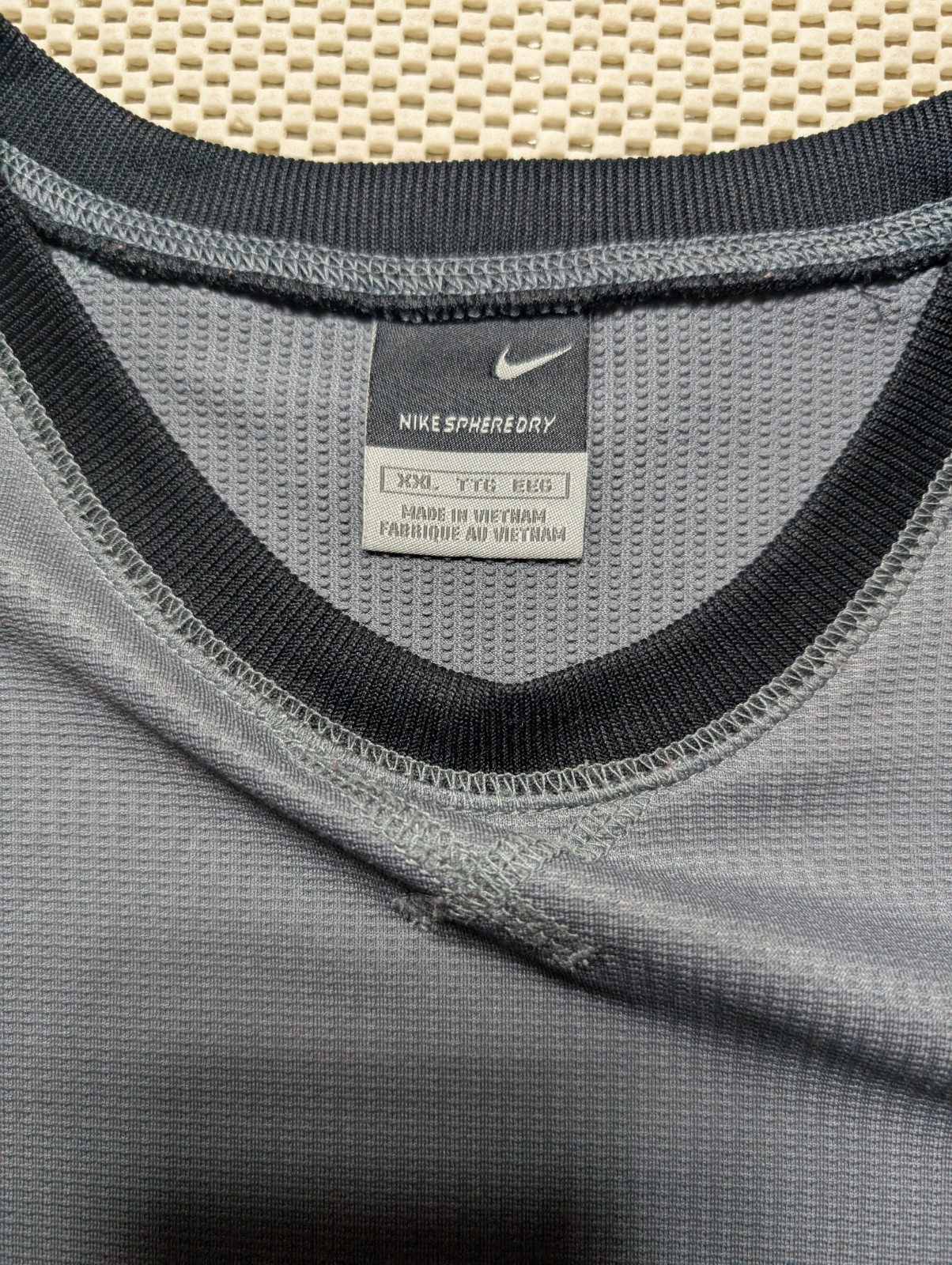 Nike Sphere Dry Running Golf Baseball Gym Gray Black Long Sleeve Shirt Size 2XL gallery