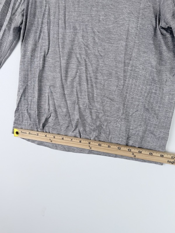 All in Motion Men's Long Sleeve Seamless T-Shirt Heather Gray Size MEDIUM gallery