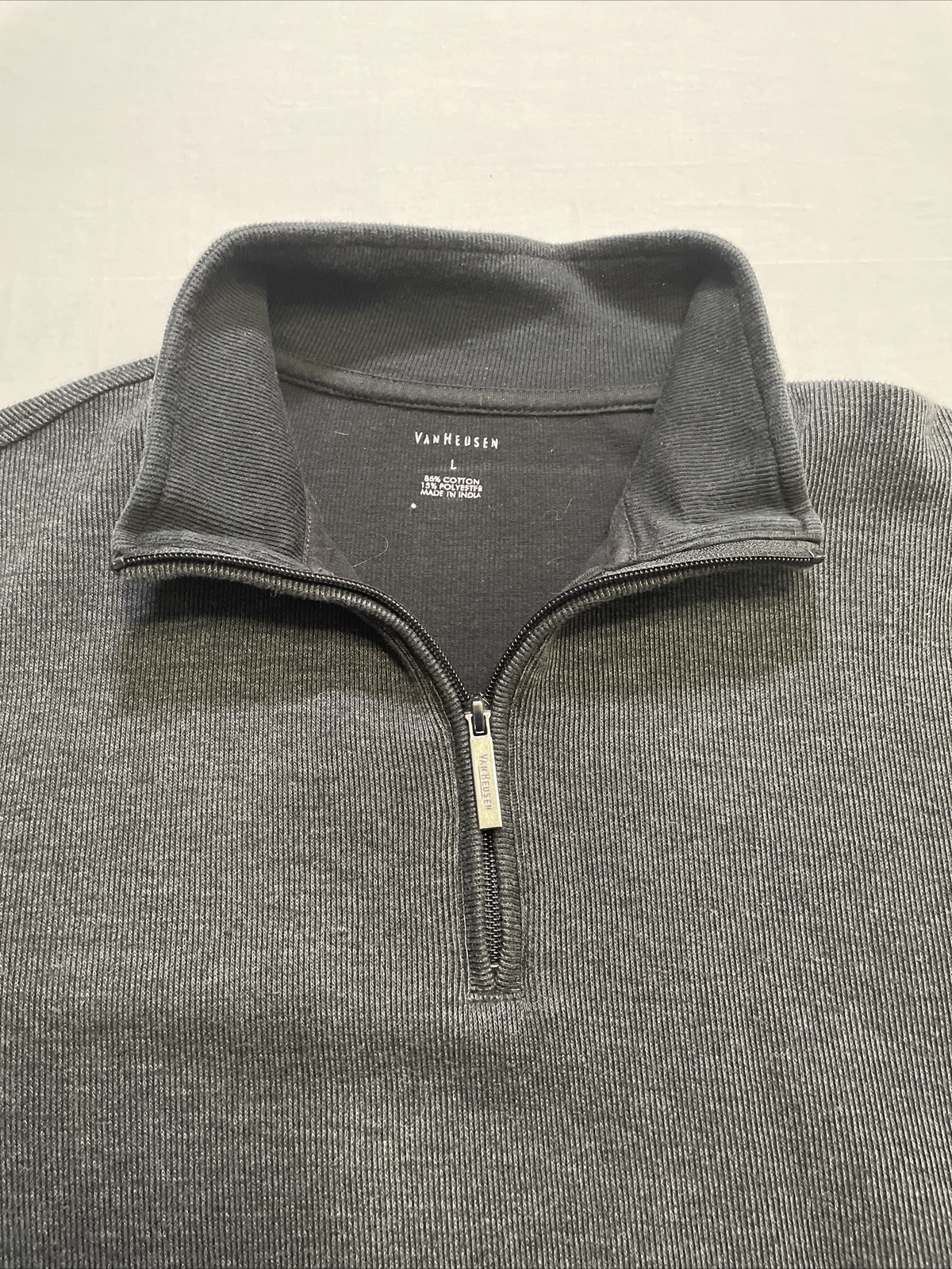 VAN HEUSEN MEN'S L 1/4 ZIP ACTIVEWEAR PULLOVER GRAY. Pre-Owned. gallery