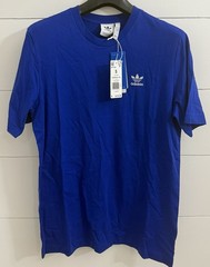 Adidas Essential Tee Men’s Small New with tags