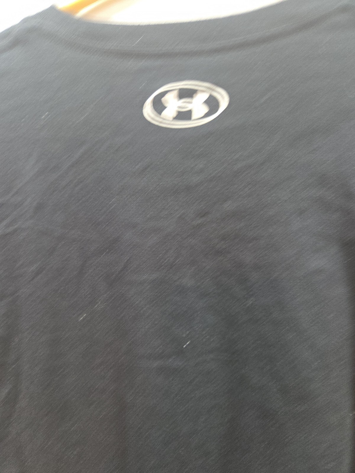 men's black Under Armour t-shirt size large gallery