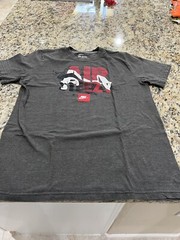 The Nike Tee Shirt Men’s L Short Sleeve Crew Neck Graphic Logo T-Shirt Rare
