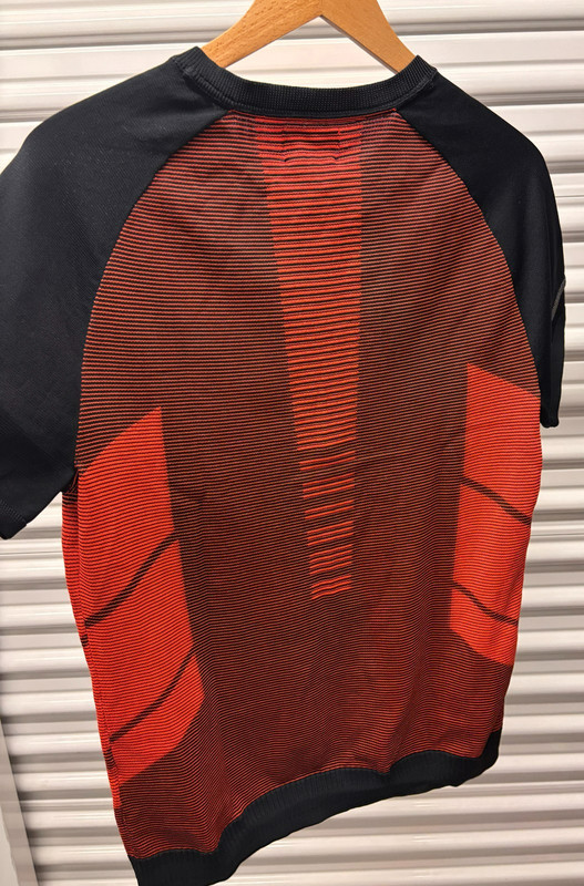 Under Armour Intelli-Knit Men Running Shirt Large Half Zip 1366503 New 0528 gallery