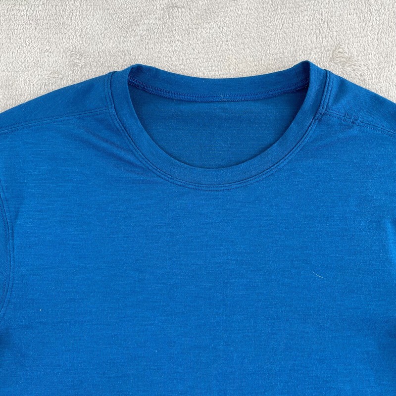 Lululemon Somatic Shirt Men Small Blue Long Sleeve Reflective Line Activewear gallery